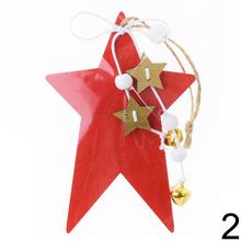 Závesná hviezda mix bielej a červenej farby.