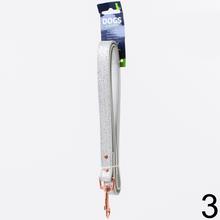 Vodítko pre psov v troch farbách: čierne, strieborné a zlaté.