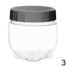 Plastový obal s objemom 500 ml v rôznych farbách.