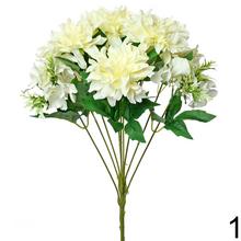 Kytica umelých kvetov mix dáhlia v rôznych farbách.