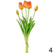 Kytica umelých tulipánov v mixe farieb.