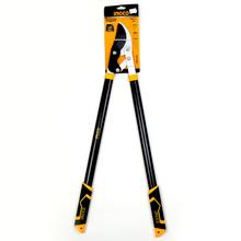 Nožnice na konáre INGCO s dĺžkou 76 cm.