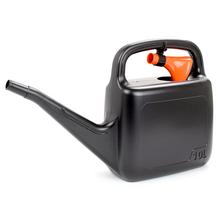 Čierna krhľa IKA10 s objemom 10 litrov.