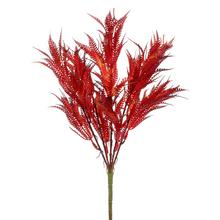 Umelý zápich papraď červenej farby s výškou 40 cm.