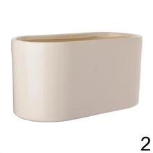 Obal Capri v béžovej farbe s rozmermi 16,5x30 cm.