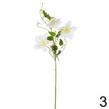 Umelé kvety clematis s tromi kvetmi a listami, 72 cm.