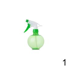 Postrekovač 350 ml v zelenej farbe.