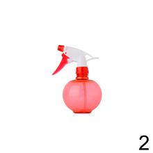 Postrekovač 350 ml v zelenej farbe.