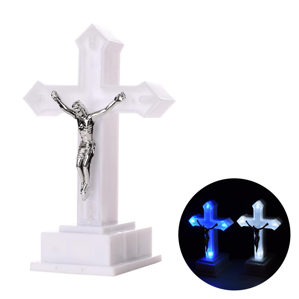 LED kríž s postavou Ježiša, 13 cm vysoký.