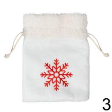 Vianočné vrecúška s vločkami v mixe farieb.