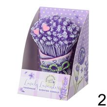 Figúrka levandule v krabičke, ručne vyrobená sviečka.