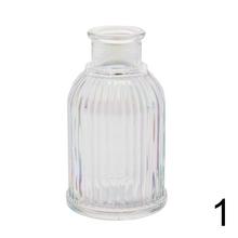 Holografická sklenená váza v rôznych tvaroch.