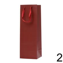 Darčeková taška na víno v rôznych farbách.