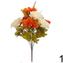 Kytica umelých kvetov s ružami a dahlia v mixe farieb.