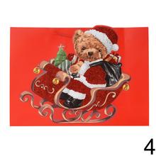 Darčeková taška s motívom medvedíka na Vianoce.