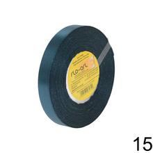 Mix farieb saténových stúh v rôznych odtieňoch.