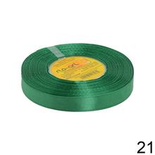 Mix farieb saténových stúh v rôznych odtieňoch.