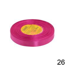 Mix farieb saténových stúh v rôznych odtieňoch.