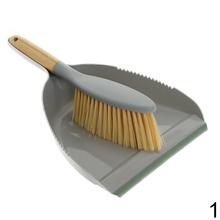 Lopatka a metlička z PP a bambusu.