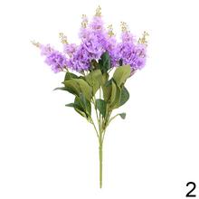 Kytica umelých orgovánov v mixe farieb.