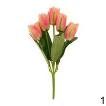 Kytica umelých tulipánov v mixe farieb.