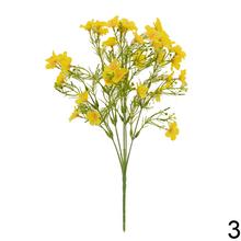 Umelá kytica s drobnými kvetmi v mixe farieb.