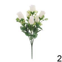 Kytica umelých ruží v mixe farieb.