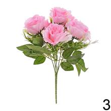 Kytica umelých ruží v mixe farieb.