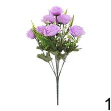 Kytica umelých ruží v mixe farieb.