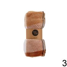 Vianočný prehoz v károvanom vzore