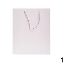 Darčeková taška M v mixe farieb s motívom srdca.