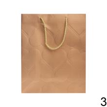 Darčeková taška M v mixe farieb s motívom srdca.