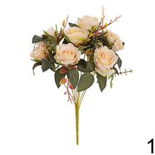 Kytica umelých ruží s mixom zelene, 35 cm.