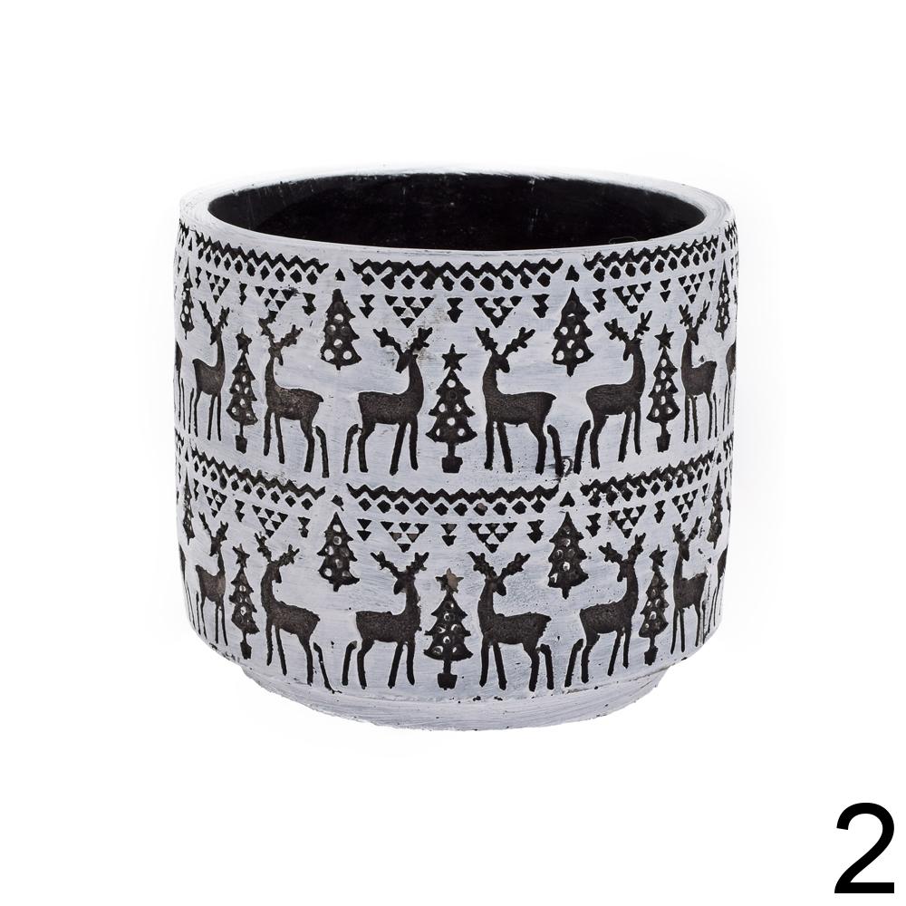 Obal na kvetináč s vianočným motívom jelene a stromčekov.