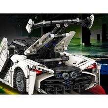 Technické bloky 2 v 1 športové auto a vesmírna loď.