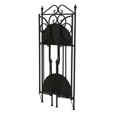 Stojan Braga s povlakom a mozaikovým vzorom.