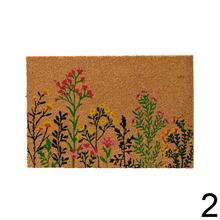 Kokosová rohožka s motívom kvetov a motýľov.