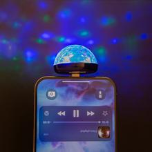 Svetlo DISCO s pripojením typu C