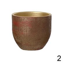 Sada terracotta obalov vianočných kvetináčov v troch farbách.