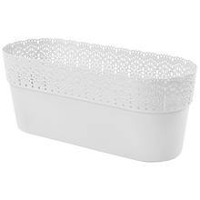 Biely oválny obal Bella s dekoratívnym okrajom.