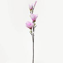 Umelá magnólia v ružovej farbe, 82 cm vysoká.