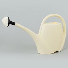 Krehká krhlička v krémovej farbe s objemom 8 litrov.