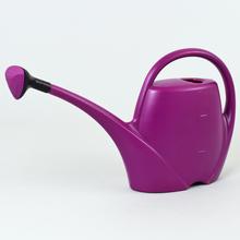 Fuchsiová krhlička s objemom 2,5L.