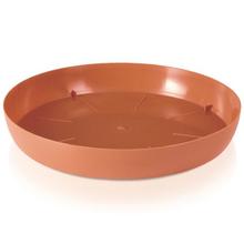 Miska Terra terakota s priemerom 22 cm a výškou 3,5 cm.