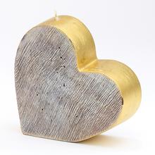 Srdcová sviečka GOLDEN HEART v grafitovej farbe s zlatým vrchom.