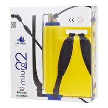 Postrekovač MIURA 22L s popruhmi.