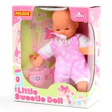 Bábika s cumlíkom v ružovom oblečení s doplnkami.