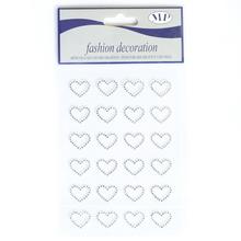 Srdiečka lepiace a strieborné, balenie 24 kusov.