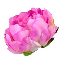 Umelá pivonka v svetlofialovej farbe s priemerom 10 cm.