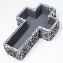 OBAL KRÍŽ CEMENT TMAVO ŠEDÝ 26x17x6cm - FLORASYSTEM